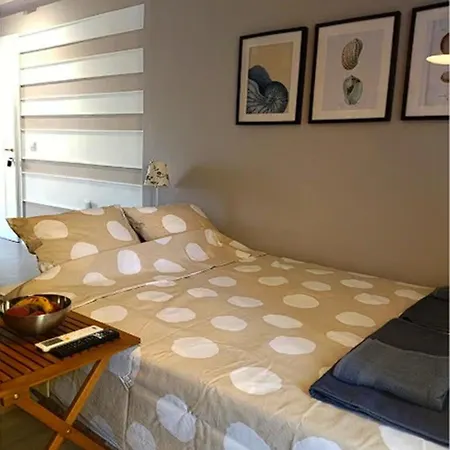 Aya Pool In Kallithea شقة *